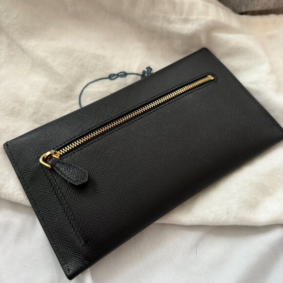 Prada Black Envelope Clutch - Picture 4 of 7